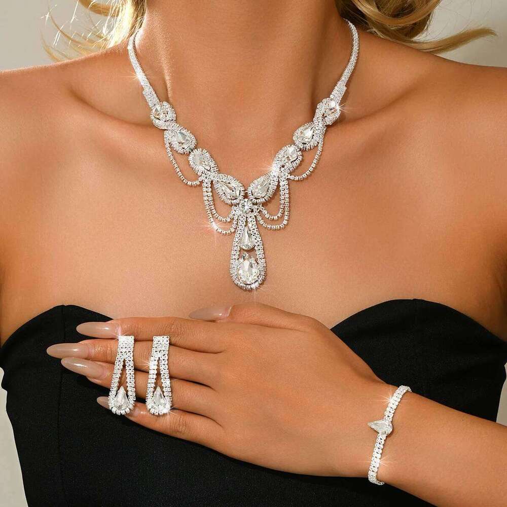 Heavy industry diamond studded retro French exquisite necklace, earrings, bracelet, three piece set with accessories Z260313