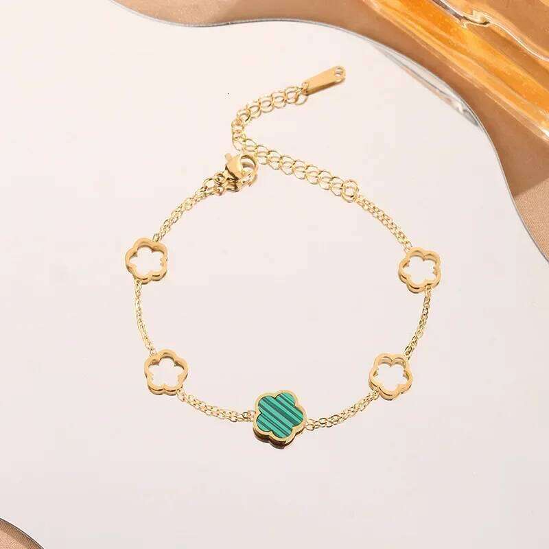 Classic Five-leaf Flower Series Bracelet For Women Fashion Personalized Daily Accessory Party Jewelry Birthday Anniversary Gifts Z260313