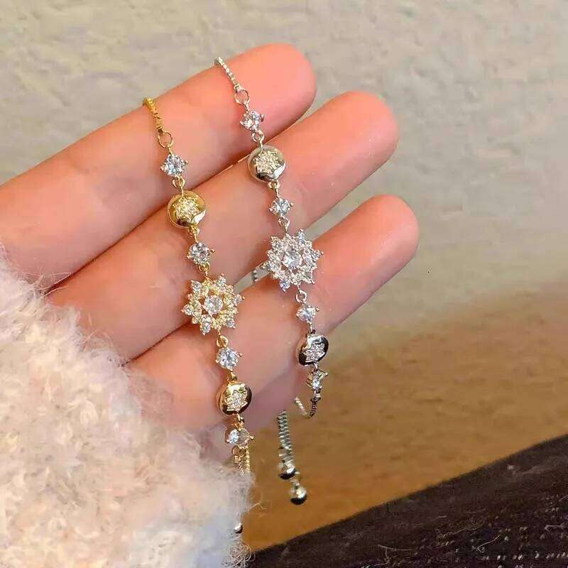 Luxury Zircon Snowflake Bracelets For Women Girls Exquisite Crystal Flower Adjustable Chain Bracelet Wedding Jewelry Gifts Z260313