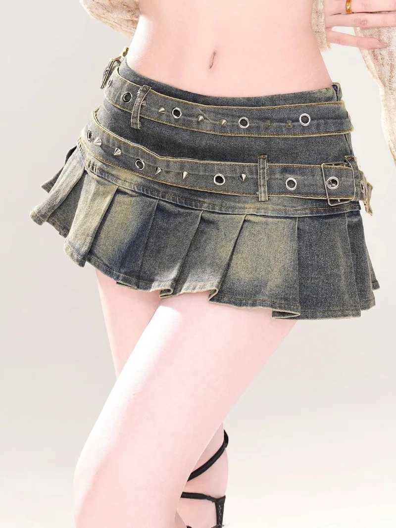 Womens Blue Black Riveted Belt Denim Skirt Y2K Harajuku High Street Fashion 90s Sexy A-line Mini Skirt Summer Clothing 2025 New M260314