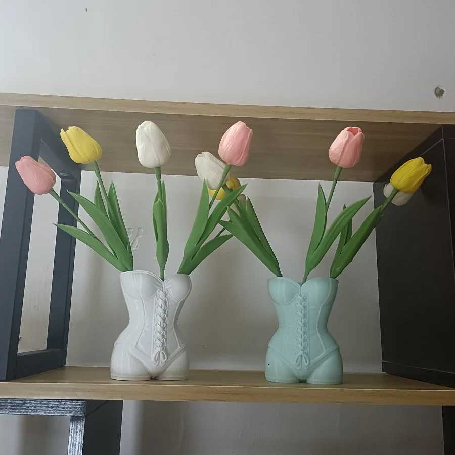 Human-shaped vases 3D printed plastic decorative sculptures Christmas decorations can be used to decorate natural scenes and Y260314