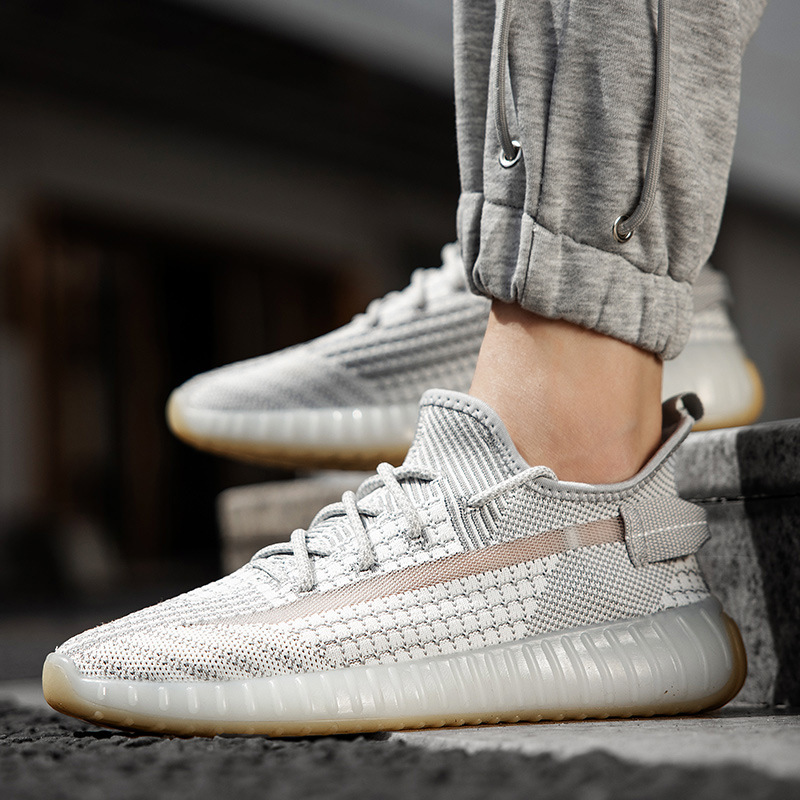 2026 new Men's sports shoes summer breathable lightweight mesh Couple's casual running shoes