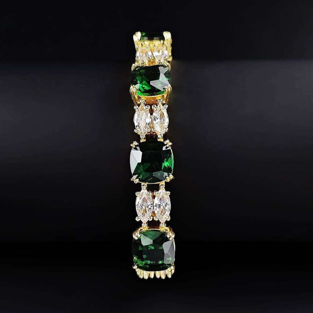 2024 New Green Color Princess Bracelet Bangle for Women Anniversary Gift Jewelry Wholesale S7985 Z260313
