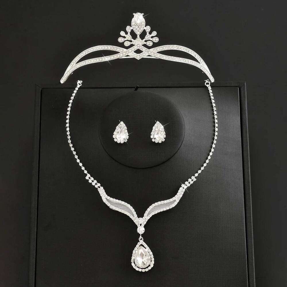 Ladies' fashion, light luxury style, crown necklace, earrings, jewelry set, high-end feeling, wedding party, holiday accessories Z260313