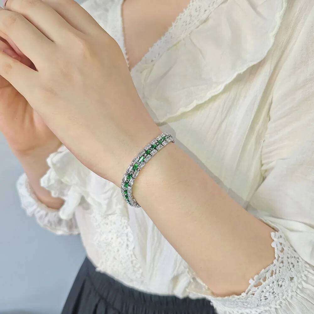 2023 New Arrival Unique Design Green Chain Bracelet Bangle for Women Christmas Gift Jewelry S8254 Z260313