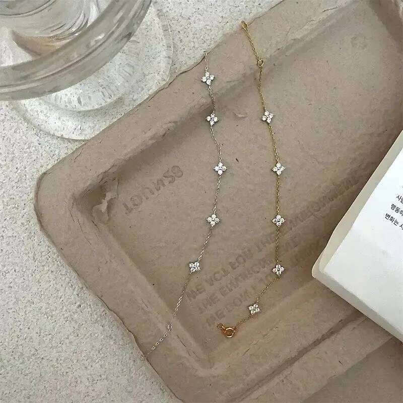 High Quality Crystal Four Leaf Flower Bracelet for Women Clasic Trendy Gold Color Stainless Steel Zircon Bangle Jewelry Gift Z260313