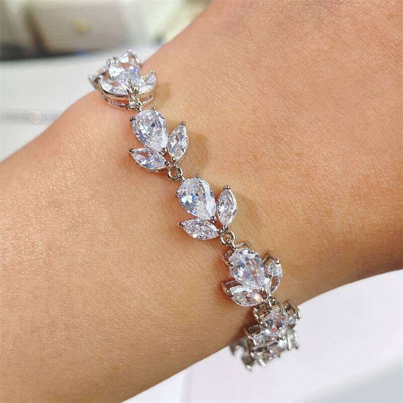 ZAKOL Luxury AAA Cubic Zirconia Wedding Bracelets for Women High Quality White Gold Color Leaf Charm Bracelet Bangles Z260313
