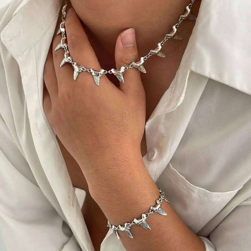 KunJoe Punk Smooth Rivet Spike Choker Necklace Bracelet Jewelry Set for Men Trendy Irregular Geometry Short Collar Chain New Z260313