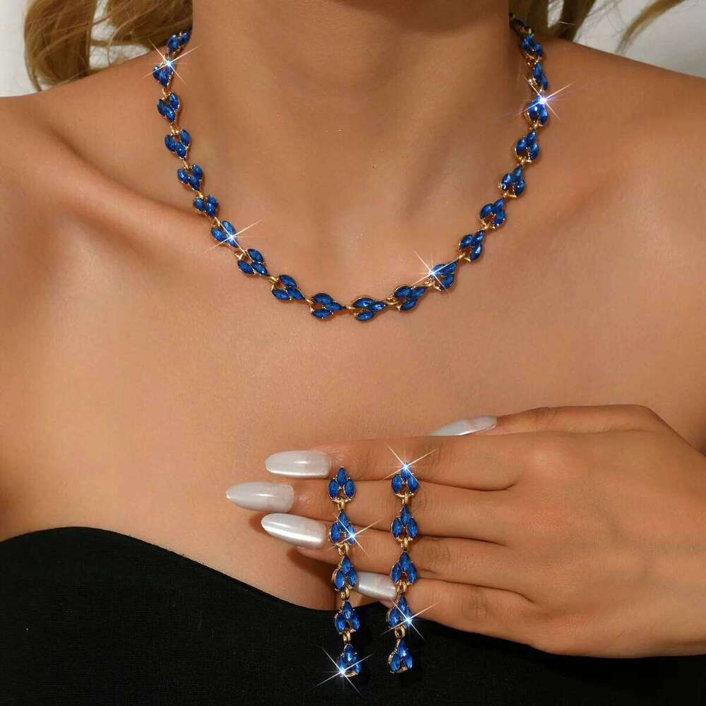 Cross border new hot selling Korean style fashionable earrings, necklace, bracelet set, bride's wedding dress, dinner party Z260313