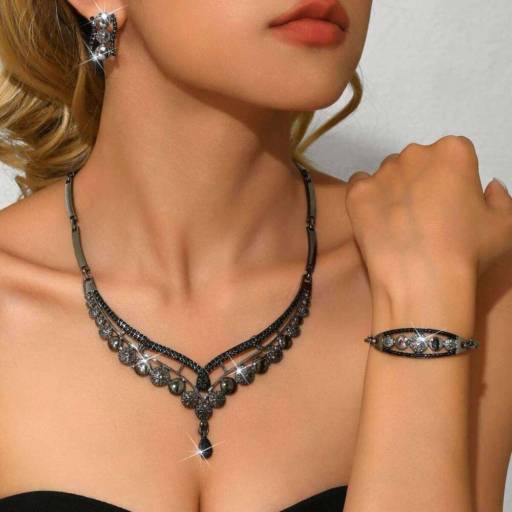 Cross border popular necklaces, earrings, bracelets, luxury three piece jewelry set, women's factory direct sales Z260313