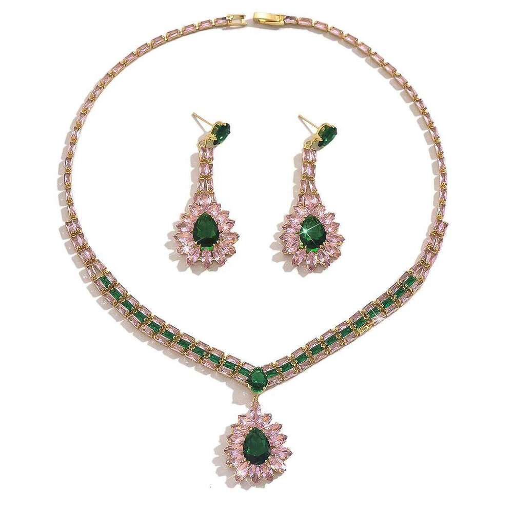 Women's Fashion Zircon Super Sparkling Water Drop Set, Luxurious Design and High End Jewelry for Women Z260313