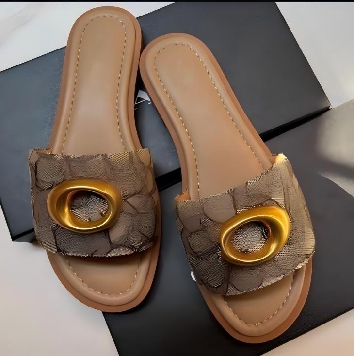 Designers Luxury Interlocking Ladies Hollow New Color Platform Slippers Women Slide Fashion Classics Retro Lovely Beach Sandals Ty123