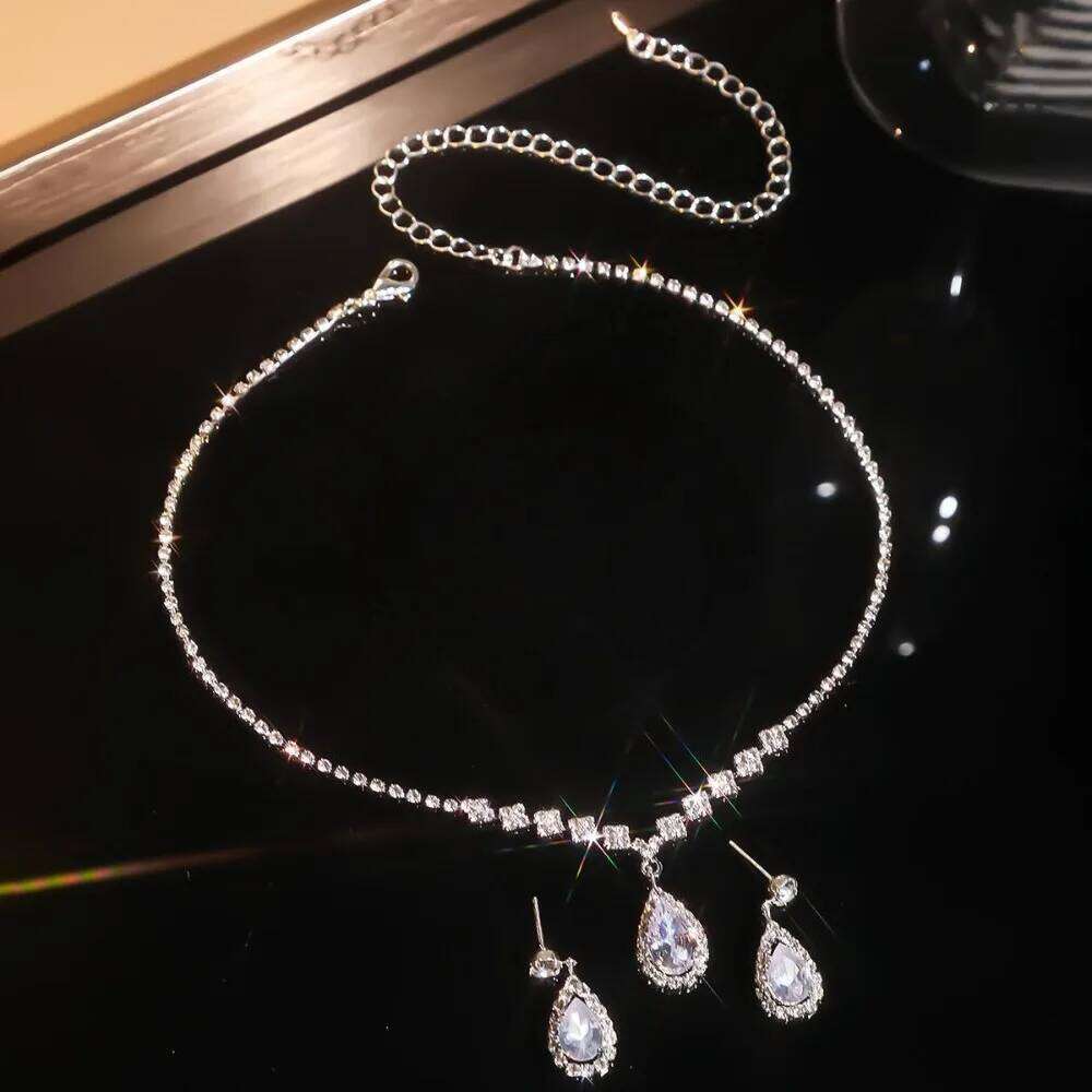 New Luxury Brand Fashion Green Water Drop Crystal Necklace Earring for Women Exquisite Wedding Bride Zircon Jewelry Set Gift Z260313