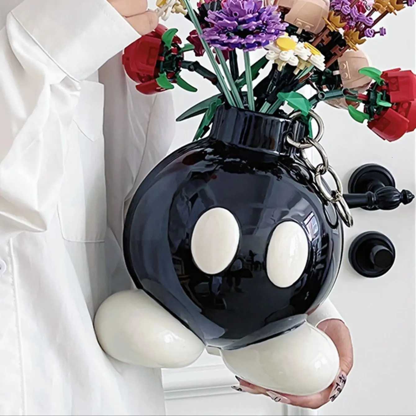 1Pc Original High-Looking Boom Ceramic Vase Bomb Vase Ins Style Home Decoration Ornaments Living Room Corridor Entrance Balcony Y260314