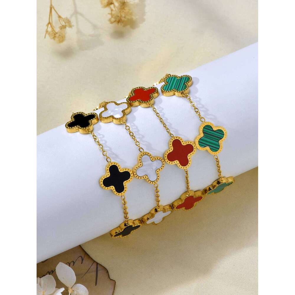 Fashionable and Elegant 18K Gold-Plated Stainless Steel Four-Leaf Clover Bracelet with Mother-of-Pearl Single-Sided Design Z260313