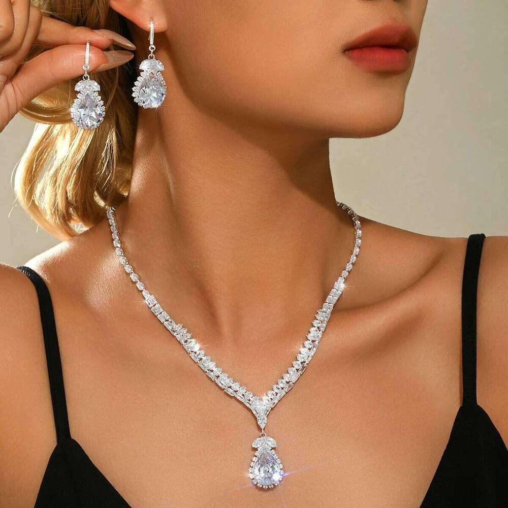 Colorful zircon pendant earrings Korean high-end, sweet and unique necklace fashionable princess jewelry set Z260313