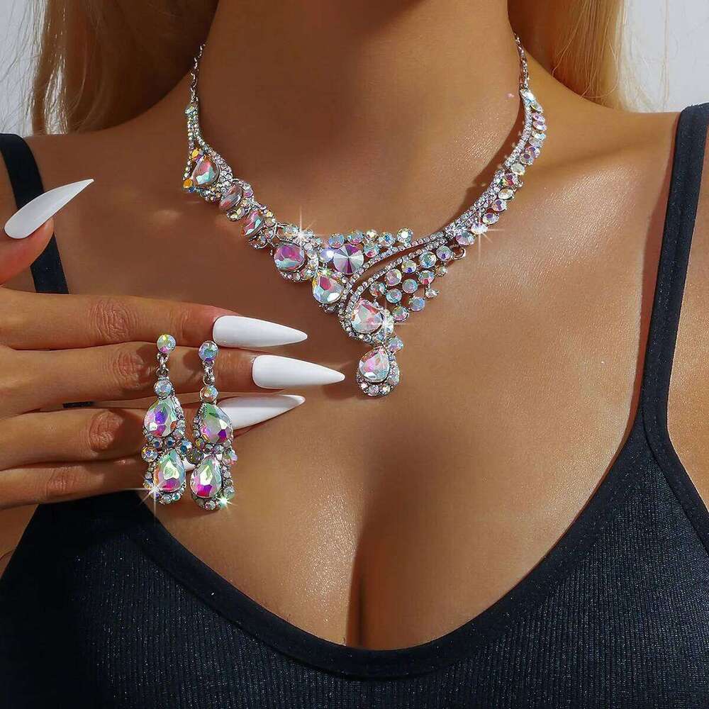 Regal Emerald Green Crystal Curve Necklace Earrings Set - Women's Luxury Pageant Prom Evening Wedding Guest Statement Jewelry Z260313
