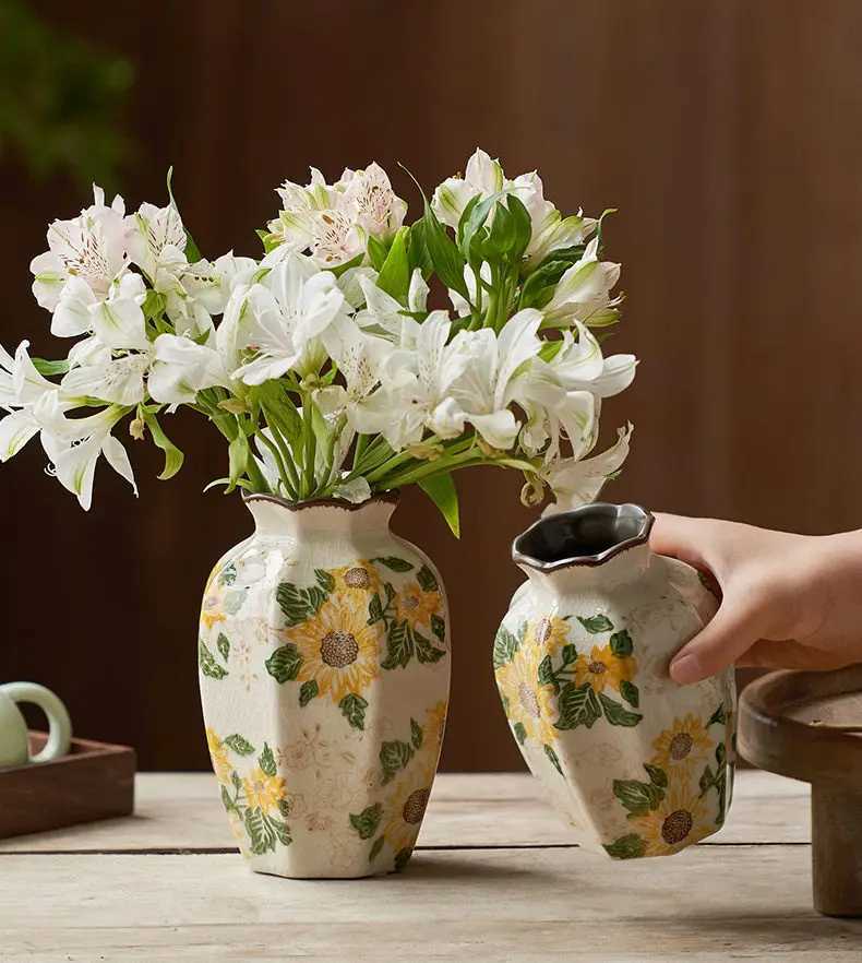 Vintage Sunflower Ceramic Vases Crackle Glaze Flower star anise flower arrangement Vases for Home Office Bedroom Aesthetic Decor Y260314