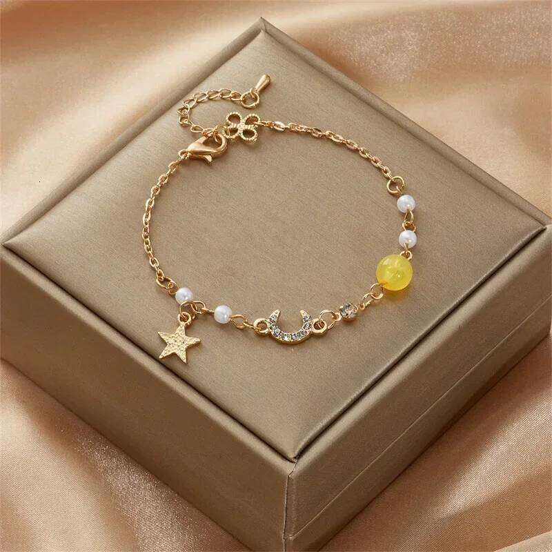 Girls Gold Color Zircon Star Moon Pearl Bracelet Simple Geometric Fashion Women Chain Bracelets Charming Elegant Jewelry Gift Z260313