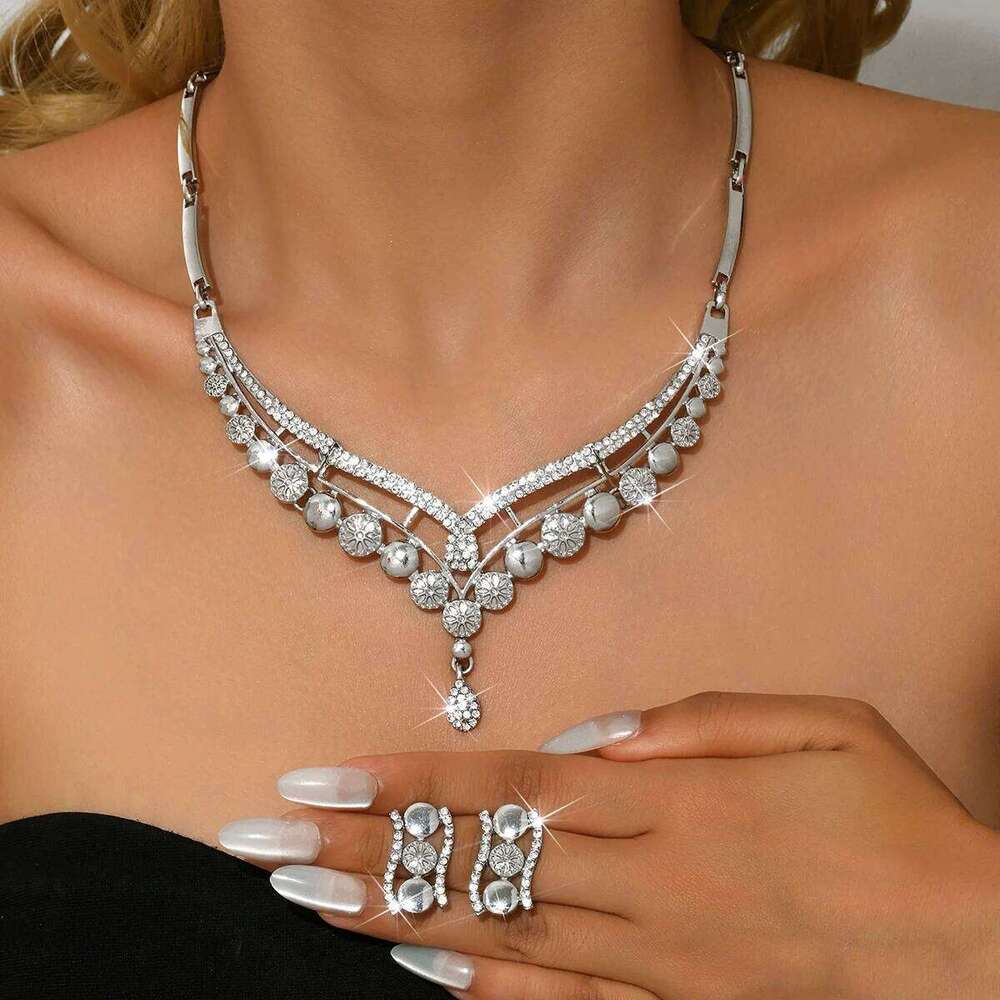 European and American popular necklaces, earrings, luxury alloy two-piece jewelry set, female factory direct sales Z260313