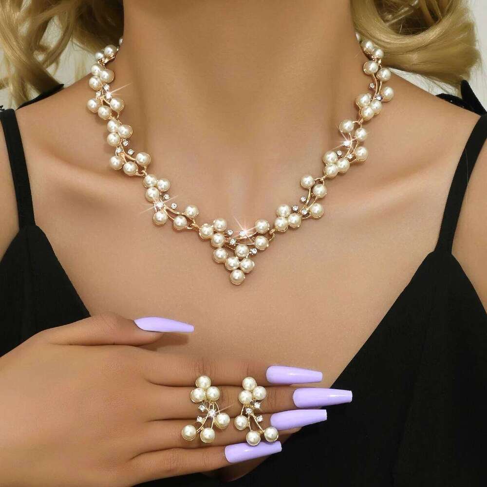 3 pieces of women's pearl flower earring necklace decoration set suitable for women to attend parties Z260313