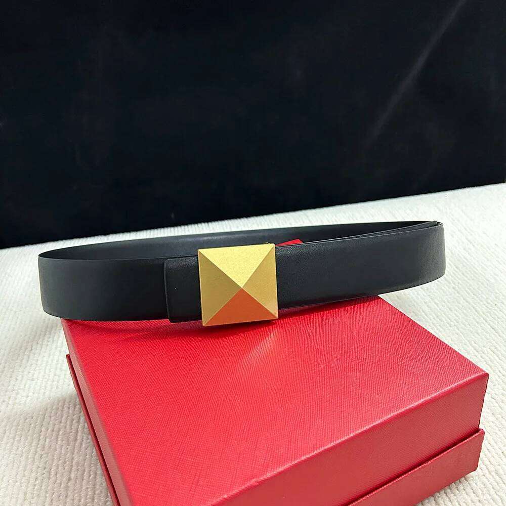 New Luxury Brand ladies Wide 4cm Reversible Leather belt Women Design Belts for women Waist Chic Dress Party Belt jeans Z260226