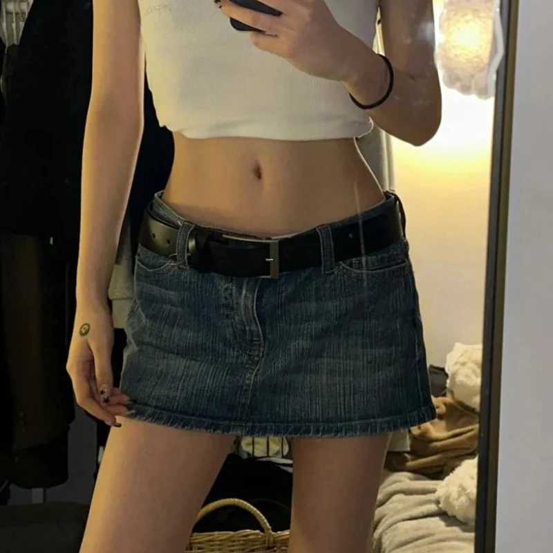 2000s American Spice Vintage Low Waisted Denim Skirt Women Streetwear Button PoCKet Summer Hip Sexy Commuter Straight Skirt M260314