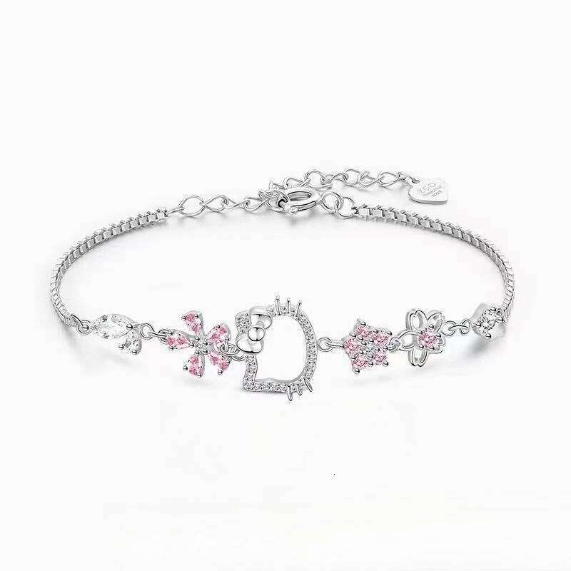 HelloKitty Korean version fashionable versatile peach blossom bracelet sweet girl heart light luxury cute birthday gift Z260313