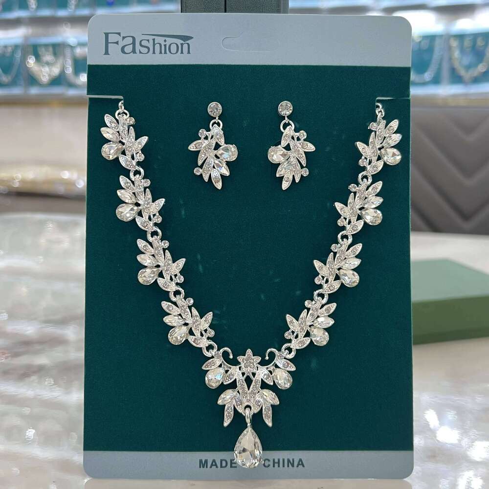 Women's Fashion Sparkling Leaf Water Drop Set, Light Luxury Style, Gorgeous and Elegant Jewelry Z260313