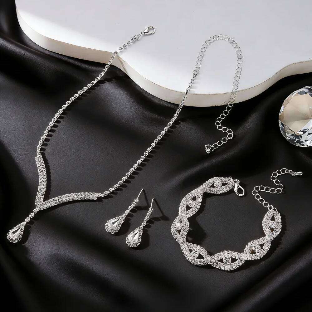 Women's Shiny Geometric Rhinestone Crystal Necklace Choker Chain Bracelet Earrings for Bride Wedding Party Nightclub Jewelry Set Z260313
