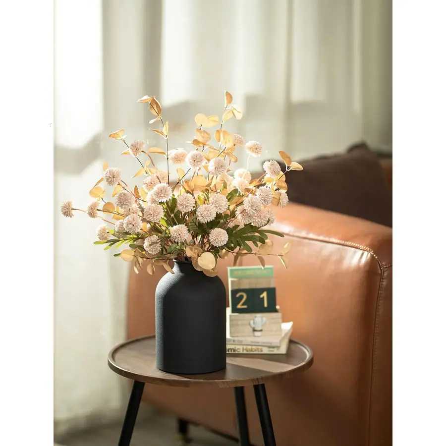 Dining Table Centerpiece Decor Metal Vase with 12 Stems of Fake Mums Kiku Flower Eucalyptuses for Living Room Beige Artificial P Y260314