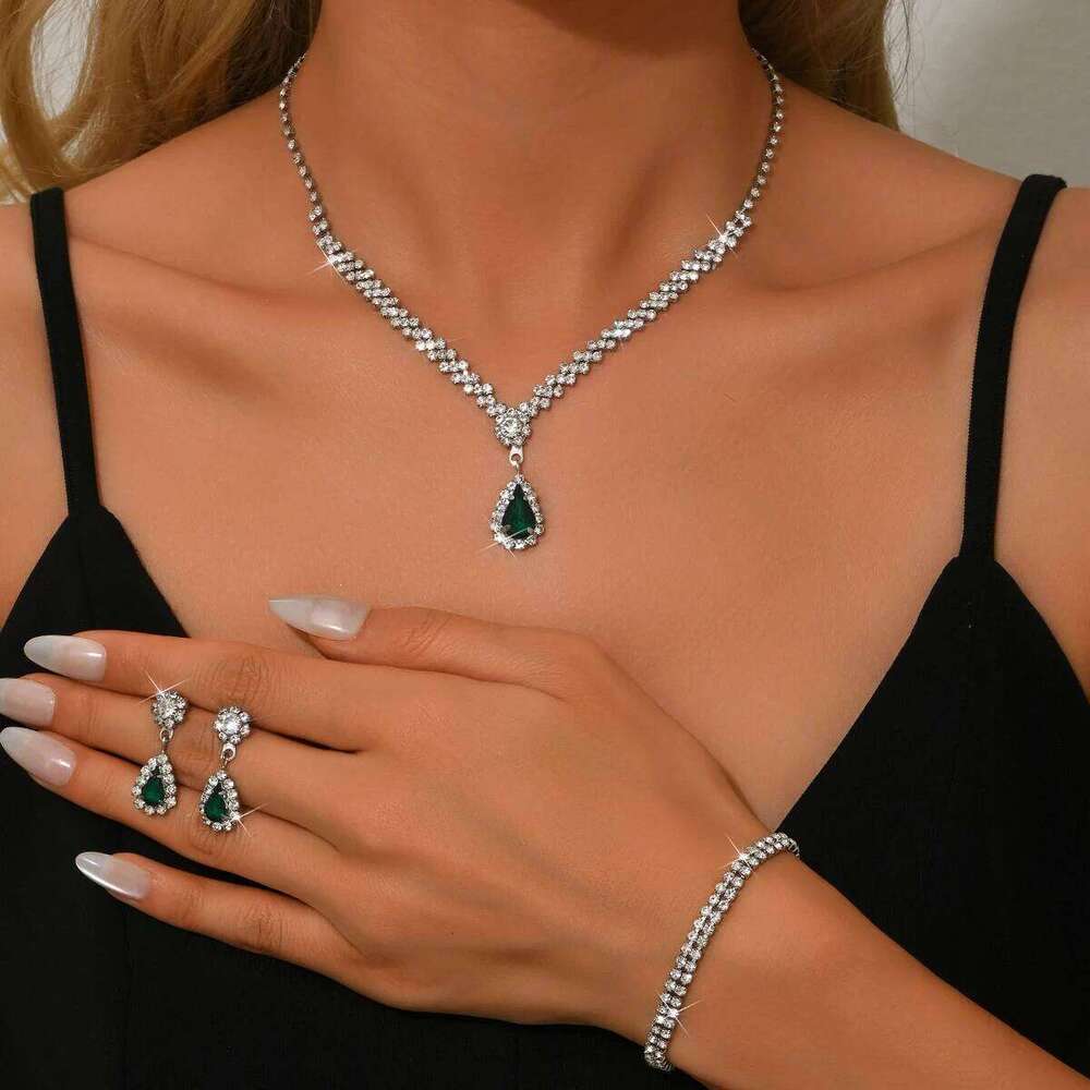 Cross border best-selling exquisite claw chain necklace, earrings, bracelet set, versatile and super sparkling three piece set Z260313