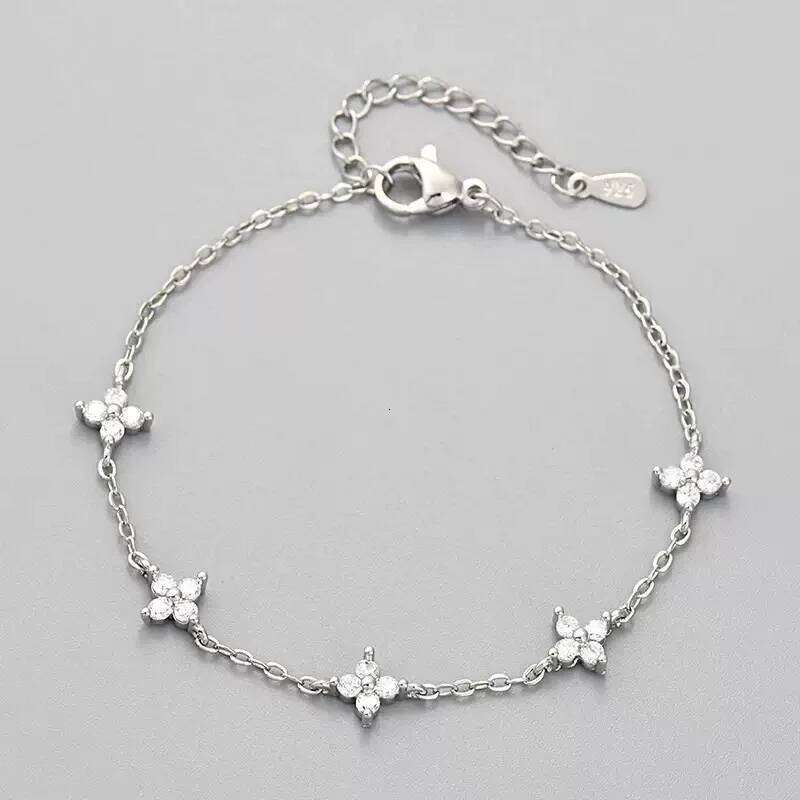 925 Sterling Silver Shiny Zircon Flower Bracelets For Women Charm Temperament Chain Bracelet Party Wedding Jewelry Holiday Gifts Z260313