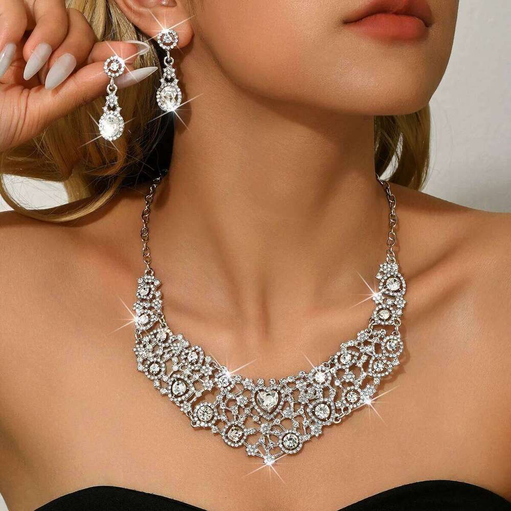 European Retro Alloy Inlaid Diamond Heart Earrings Necklace Wedding Banquet Versatile Set Female Z260313