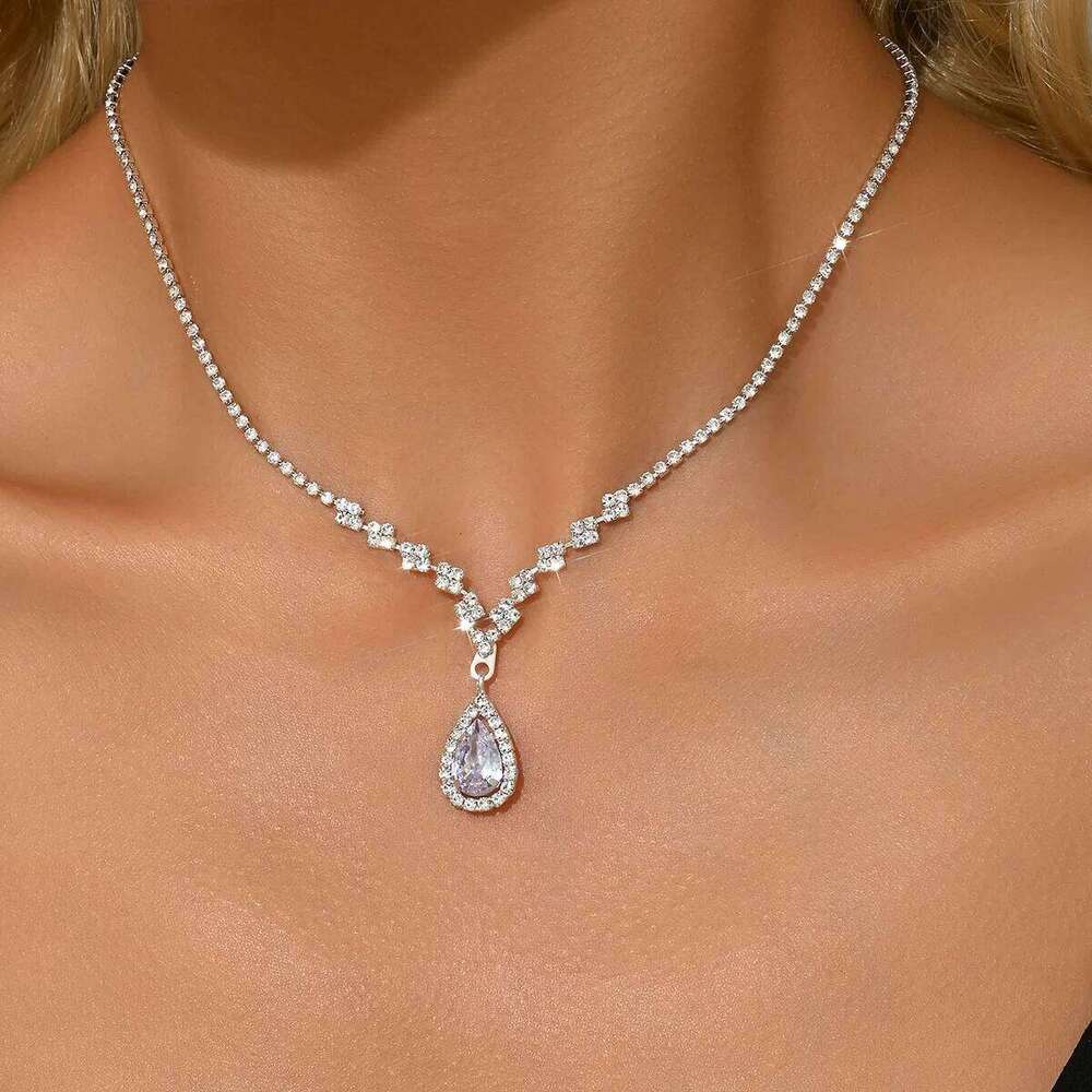 Fashionable, light luxury, minimalist, popular jewelry, short necklaces, rhinestones, hot selling wedding women's jewelry Z260313