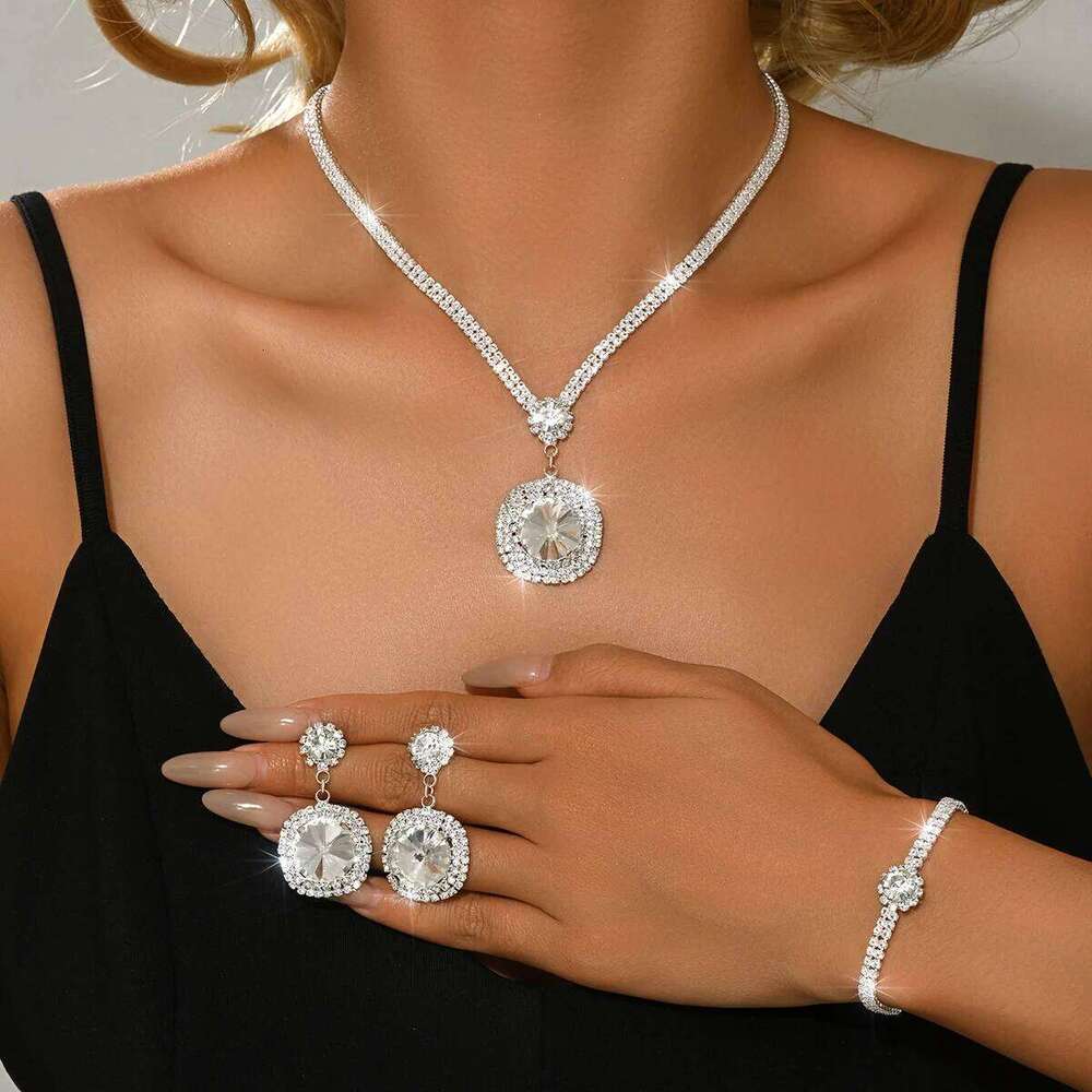 Fine Flashing Crystal Necklace Earrings Set Bridal Jewelry Wedding Dress Dinner Accessories Z260313