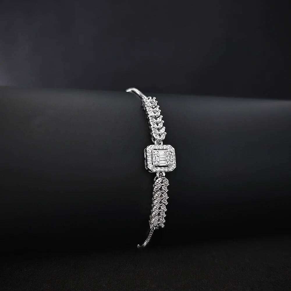 New Luxury Rectangle Charm Silver Color On Hand Bracelet For Women Wedding Girl Gift Wholesale S7974 Z260313