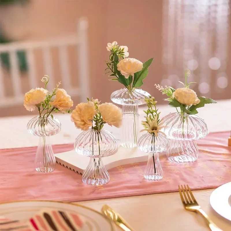 5Pcs Glass Mushroom Flower Vase Cute Colored Glass Vase Unique Bud Small Vase Flowers Aesthetic Decorative Vases for Home Decor Y260314