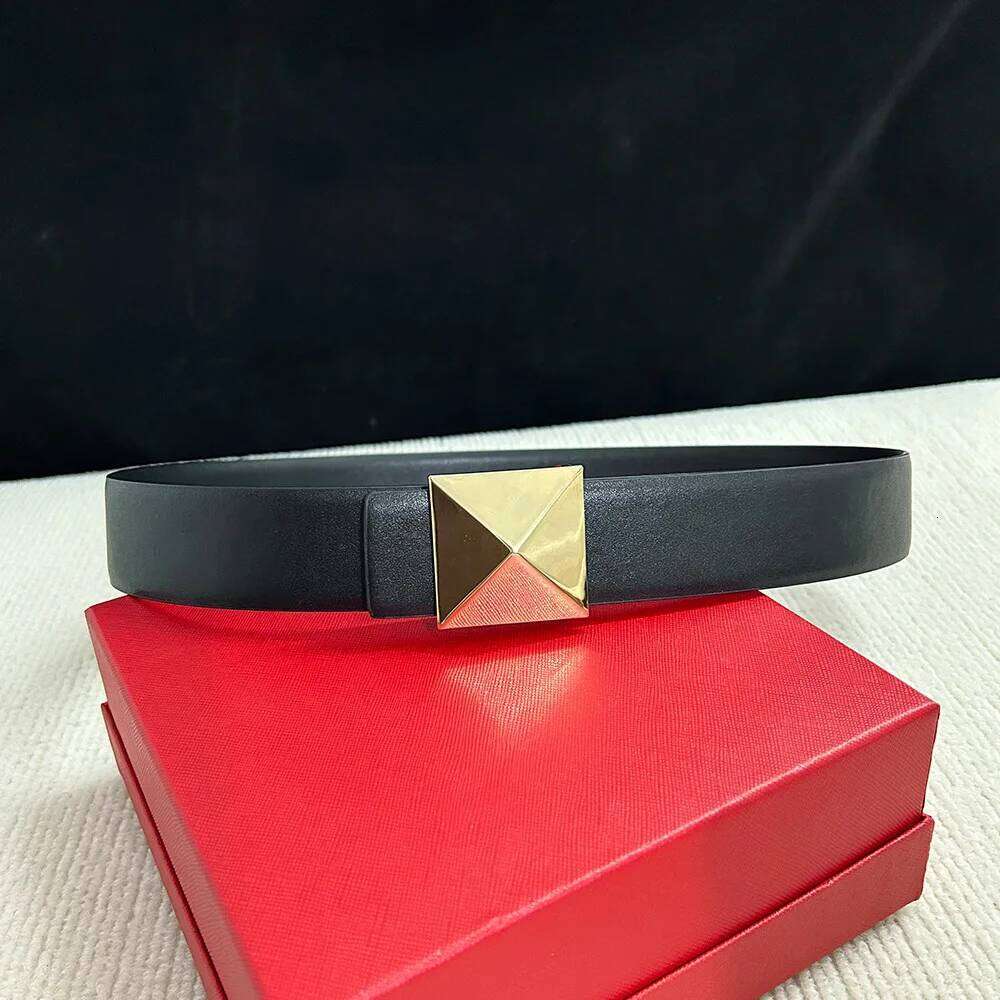 New Luxury Brand ladies Wide 4cm Reversible Leather belt Women Design Belts for women Waist Chic Dress Party Belt jeans Z260226