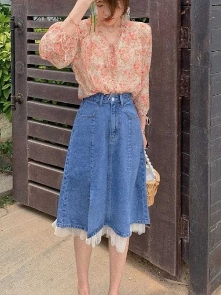 French Chic Vintage A-Line Denim Skirt Women Slim High Waist Side Split Lace Detail Casual Mid-Length Skirt Korean Fashion Skirt M260314