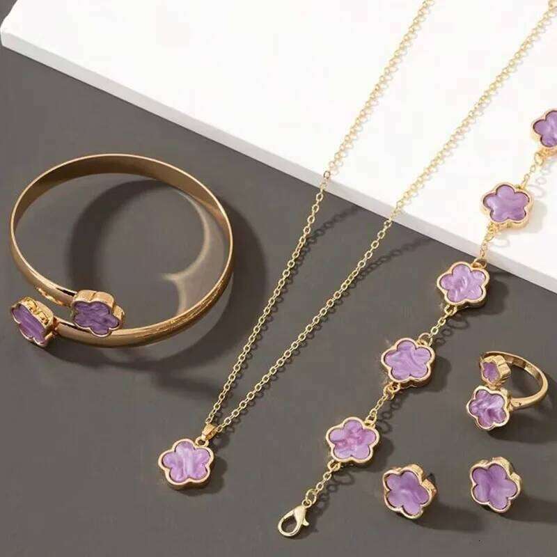 Lucky Purple Five-Petal Flower Clover Earrings Necklace Ring Bracelet Five-Piece Set for Woman Fashionable Party Charm Jewelry Z260313