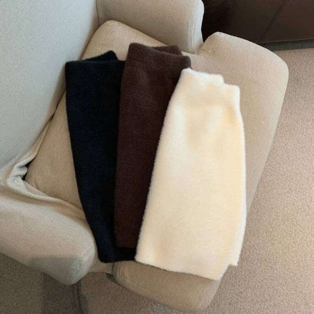 Furry Mini Lovely Skirts Women Gentle High Waist Soft Girlish Winter Warm All-match 3 Colors Temperament Korean Fashion Clothing Z260314