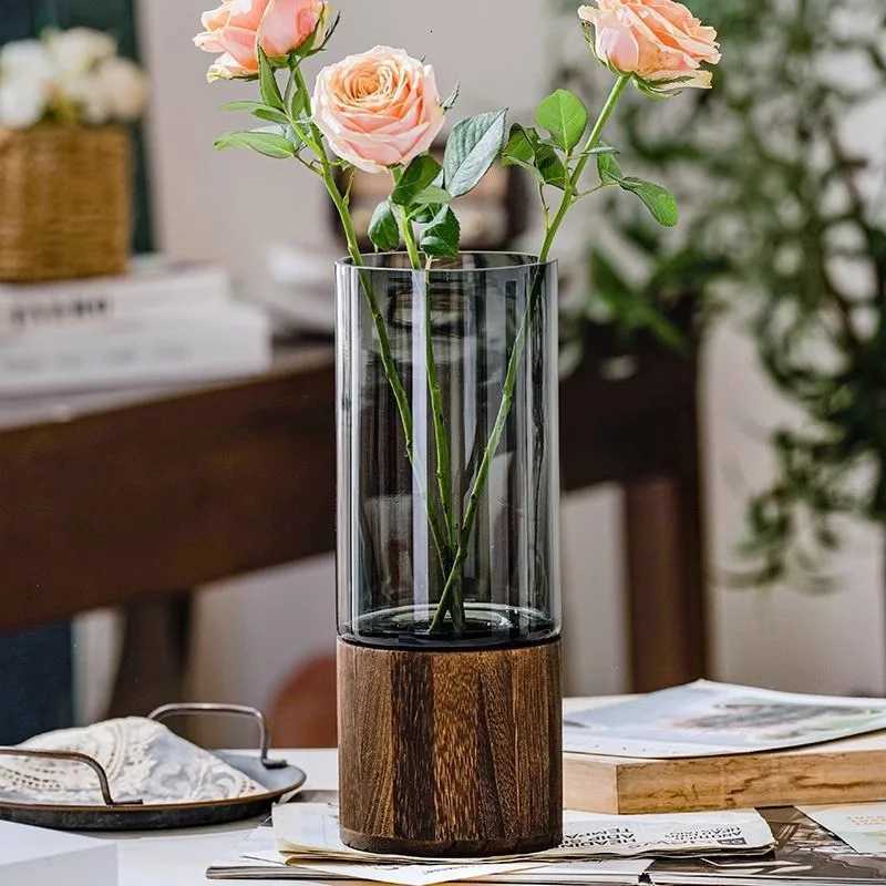 Minimalist Glass Vase with Wooden Base for Hydroponic Plants Retro Modern Tabletop Floral Arrangement Home Decoration European Y260314