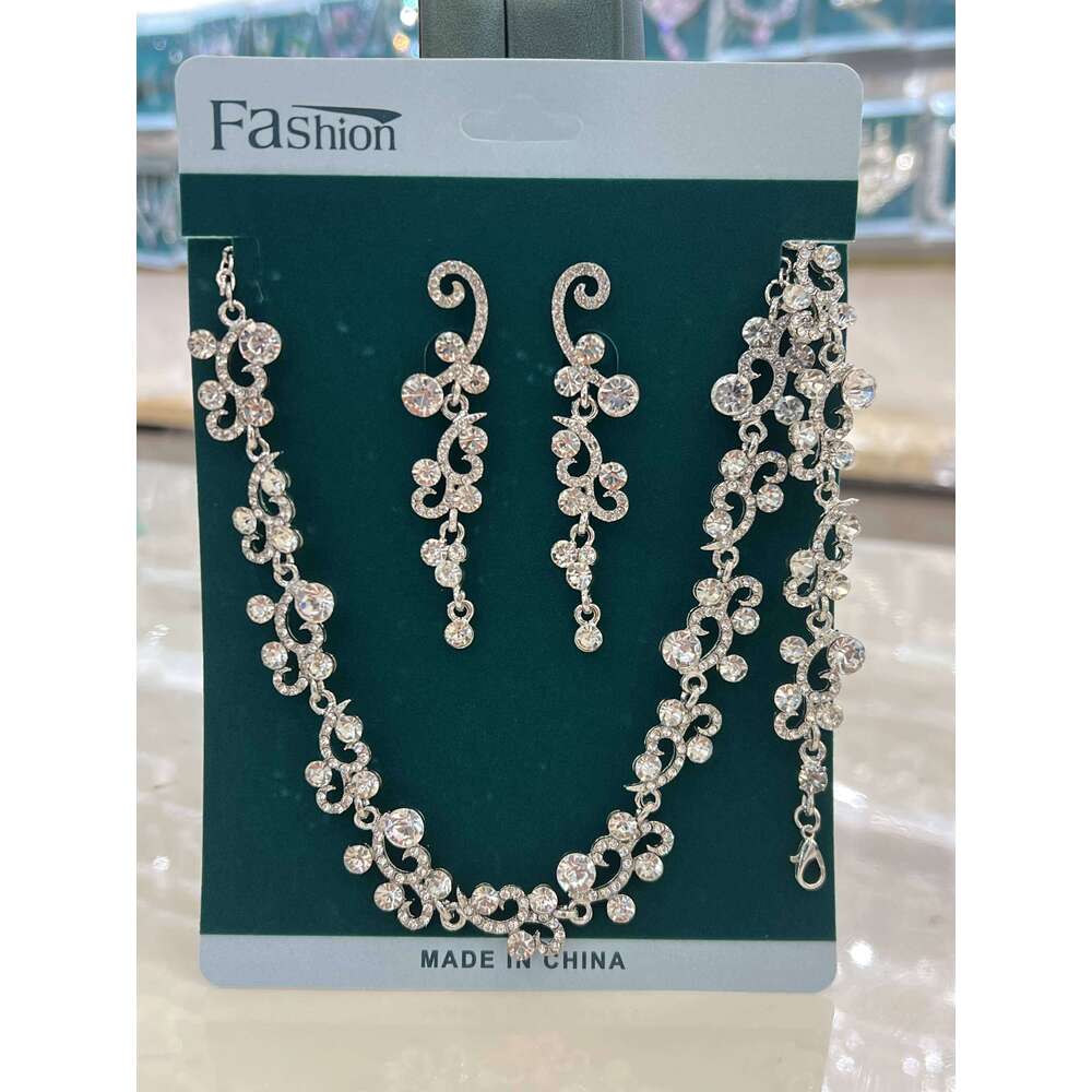 Fashionable and high-end necklace, wedding bridal gown, accessories, earrings, bracelet, light luxury three piece set Z260313