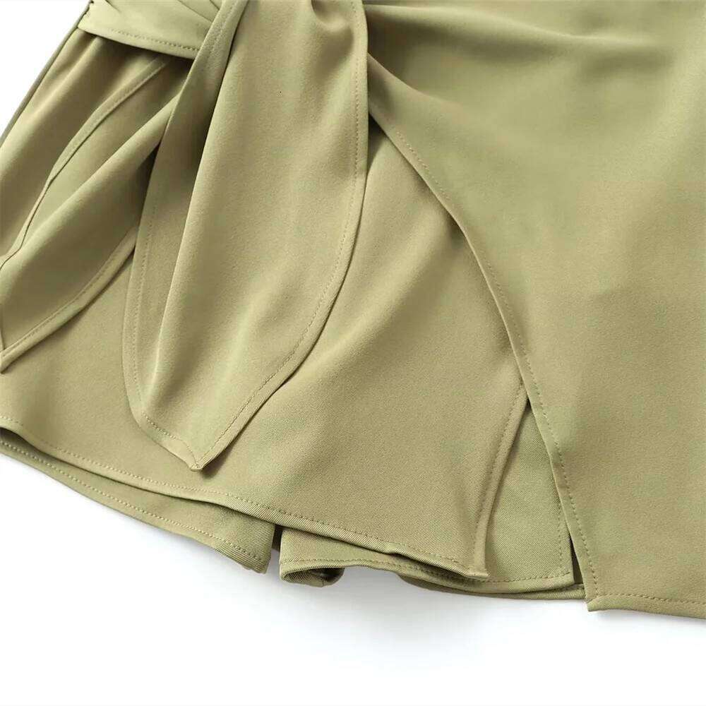 Summer new women's design sense niche atmospheric French European and American style knot decoration skirt pants Z260314