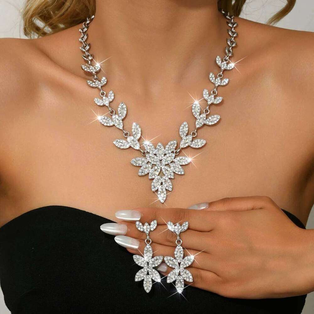 Cross border bride jewelry necklace, earrings, leaves inlaid with diamonds, two-piece set, exquisite wedding accessories, Z260313