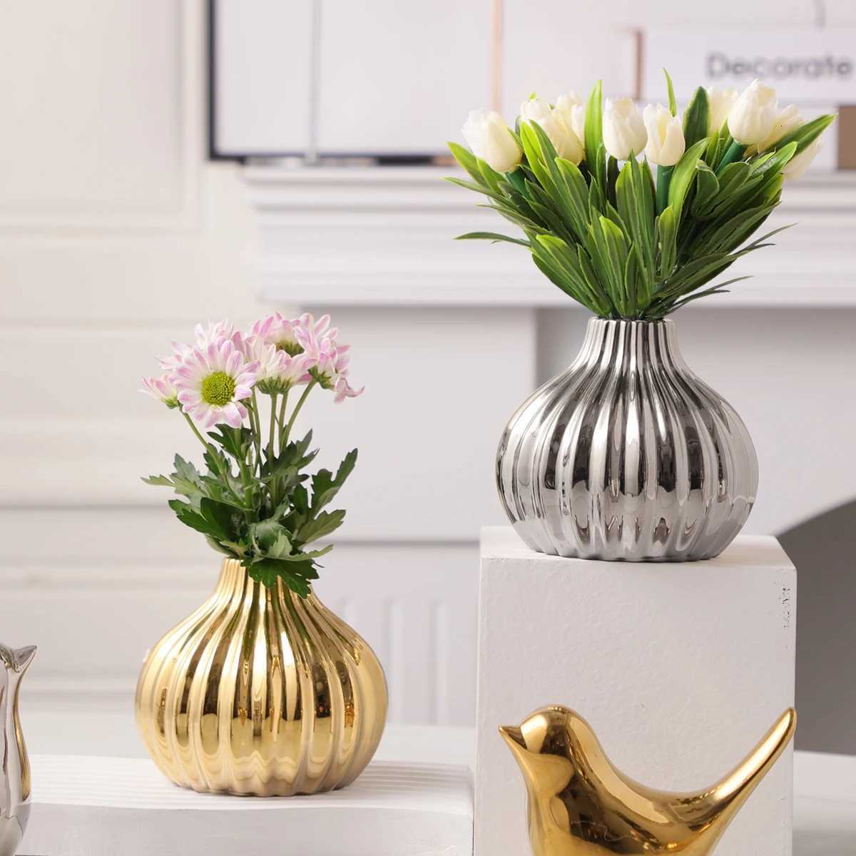 XIYA FLOWER Unique Geometric Vase Modern and Minimalist Style Ceramic Craftsmanship Gold Silver Festival Home Decor Y260314