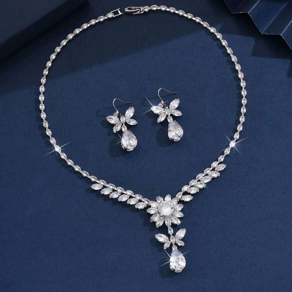Women's Fashion Zircon Flower Water Drop Set with Light Luxury Design and High Grade Jewelry Z260313