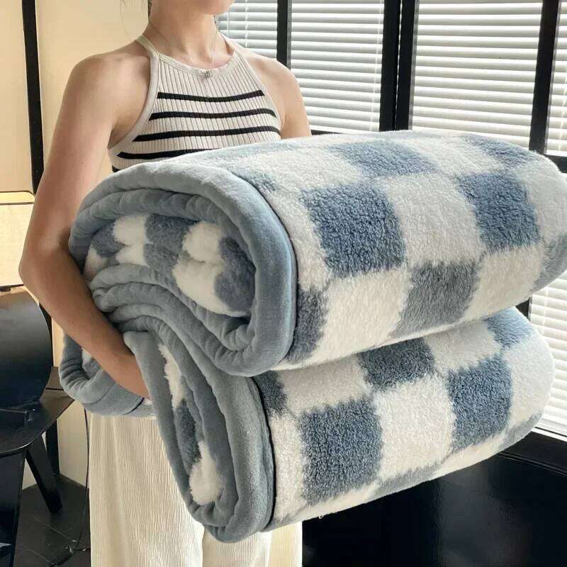 Winter A Grade Plaid Coral Fleece Soft Warm Thick Bed Blankets Plush Sofa Blanket Bedding Sheet Home Office Supplies