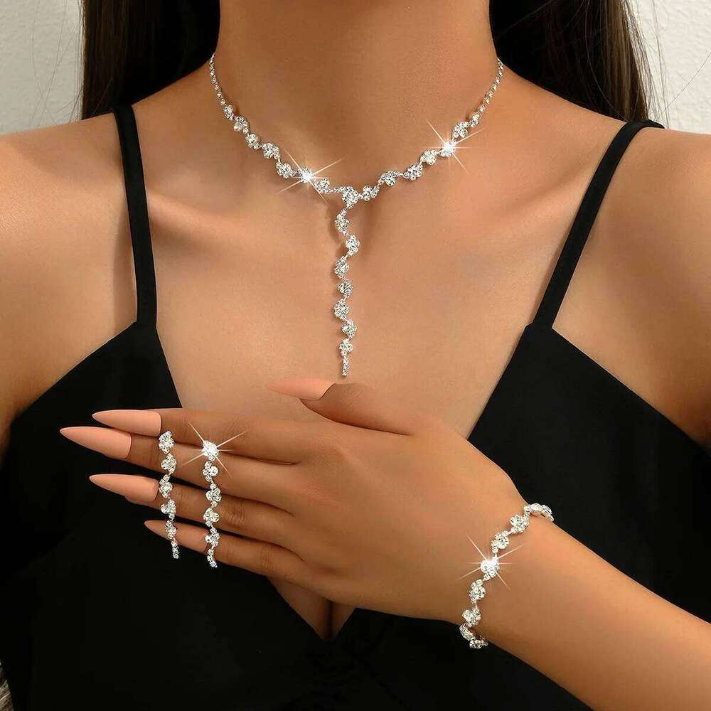 4 pieces of women's European and American fashion jewelry set, rhinestone necklace, bracelet, earrings, bride's wedding dress ac Z260313